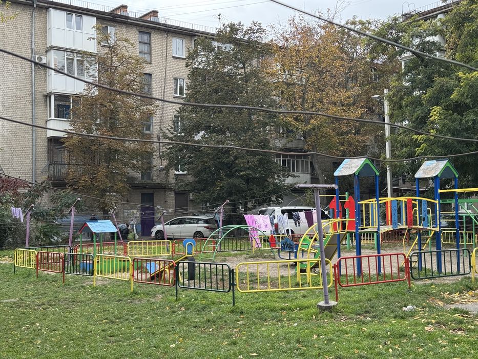 Оренда! 2-х кімнатна студія в ЦЕНТРІ. Новий ремонт, меблі, техніка!