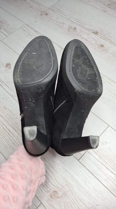 Buty botki na obcasie czarne CCC Lasocki 39 zamek ocieplane zimowe