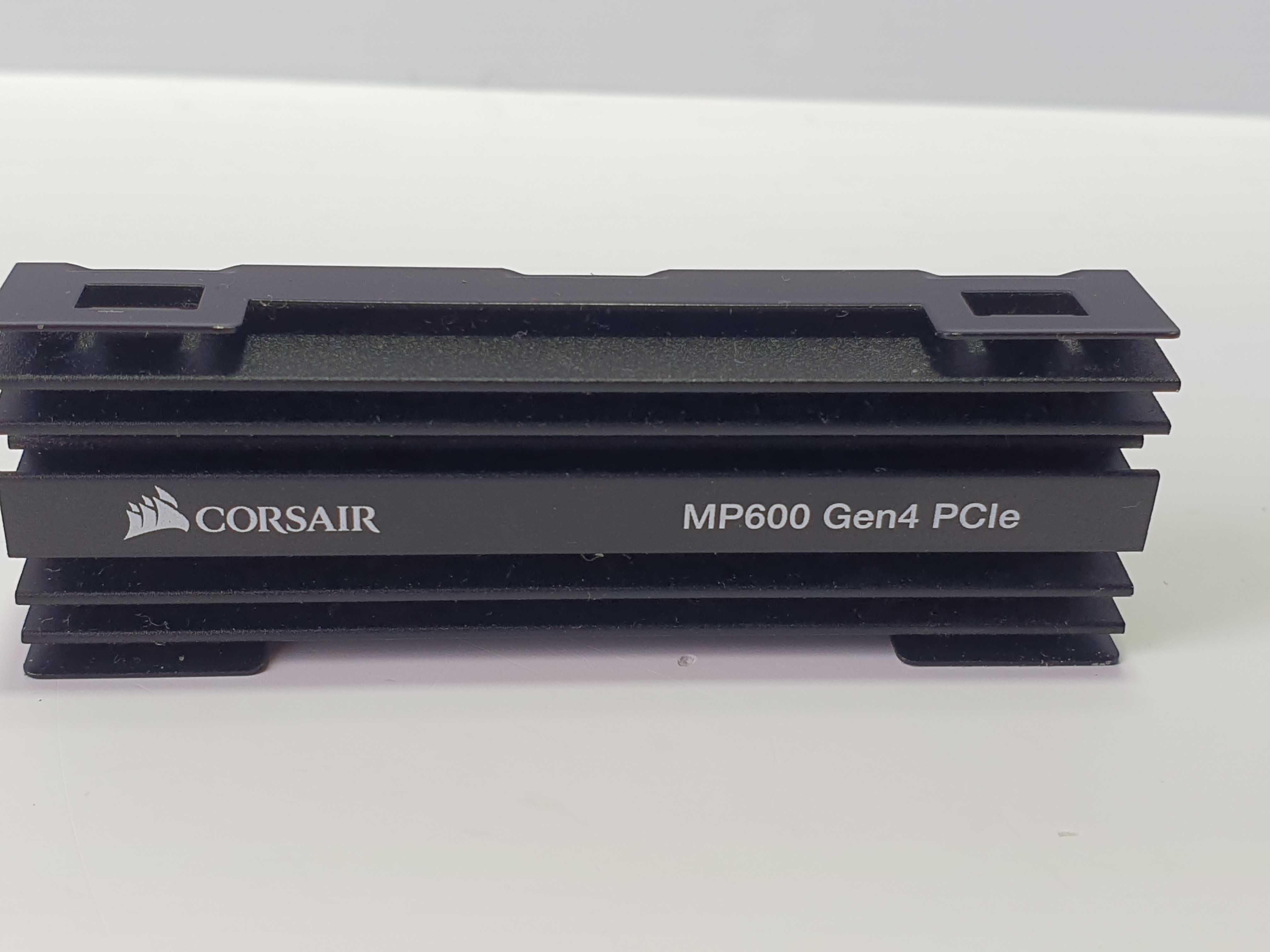 Пасивне охолодження SSD Corsair