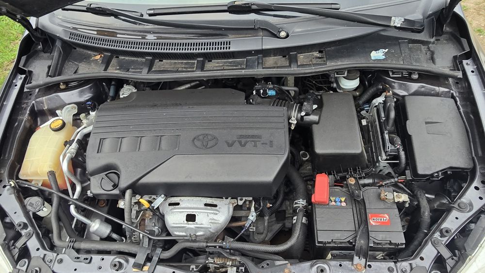 Продаю Toyota Corolla 2011г