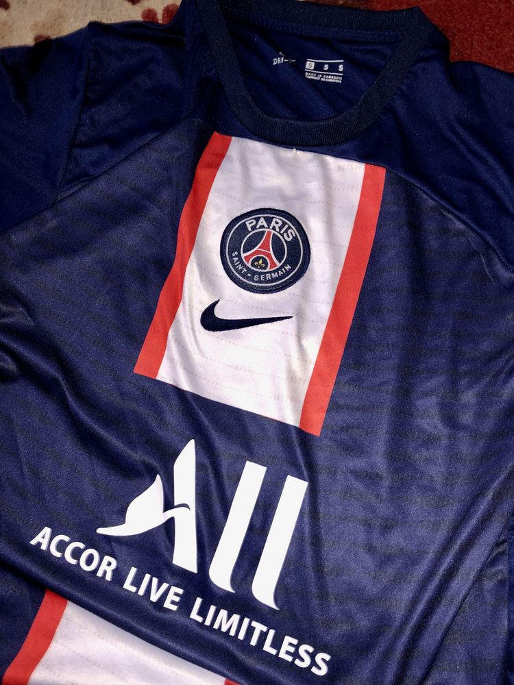 Nike All Accor Live limitess messi t-shirts