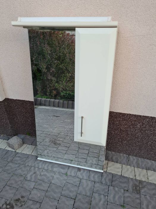 Розпродаж ванних меблів