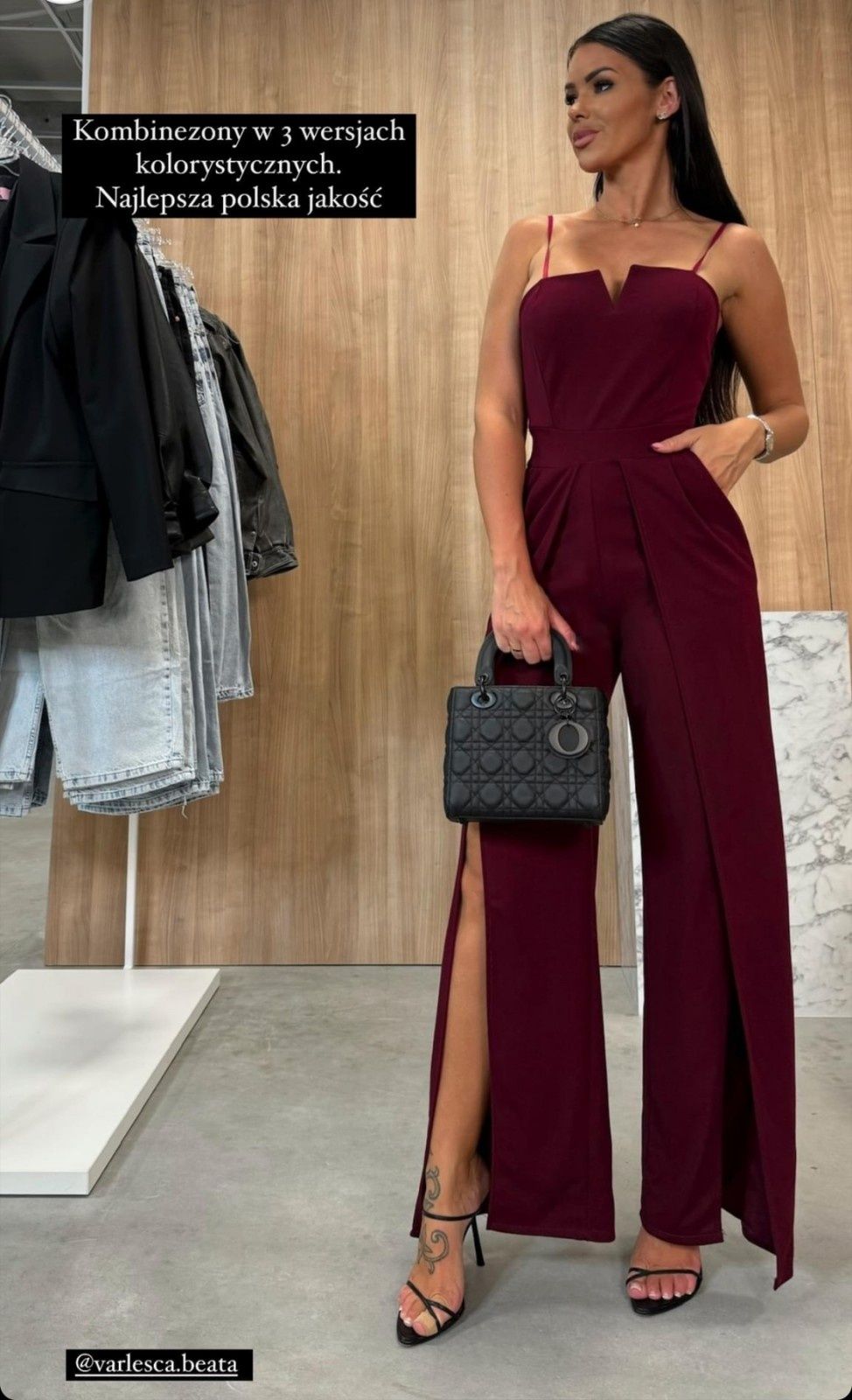 Kombinezon elegancki z rozcieciami