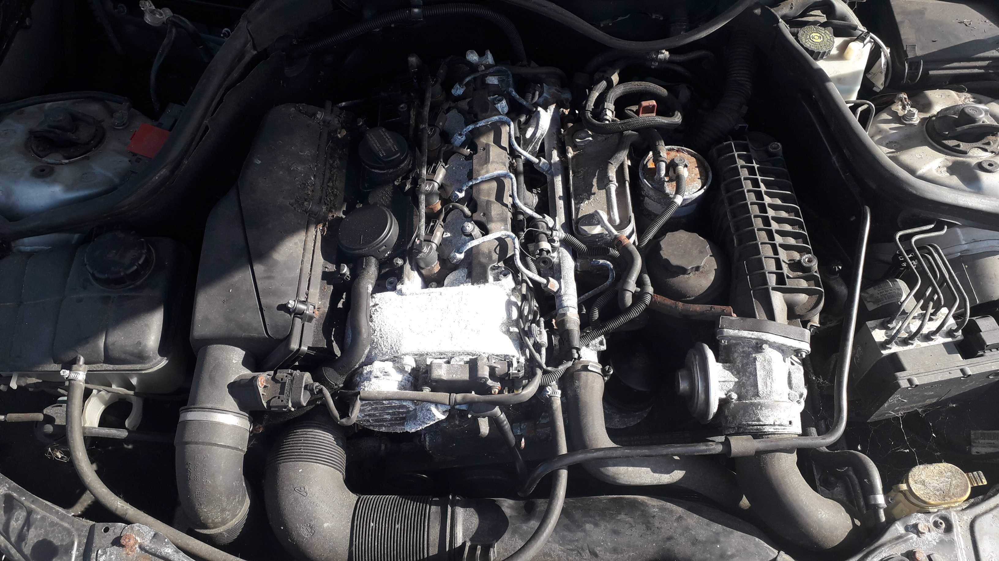 Temos para peças Mercedes C 200 Diesel