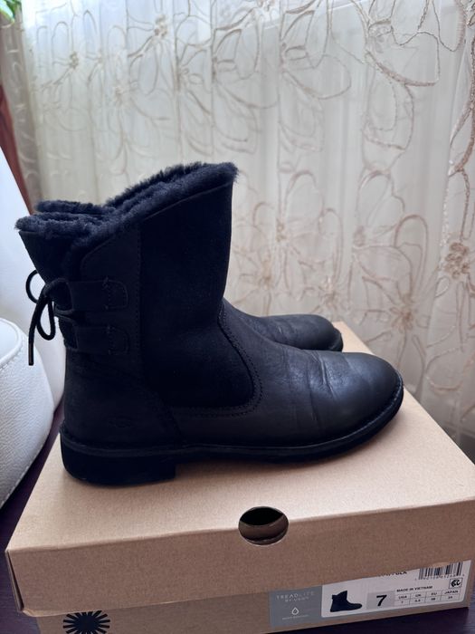 Зимові ботінки ugg