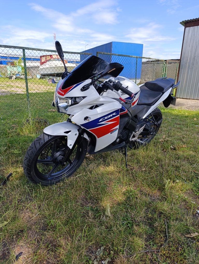 Honda Cbr 125 r jc50 2014r. 125 cm kat. A1 lub B,