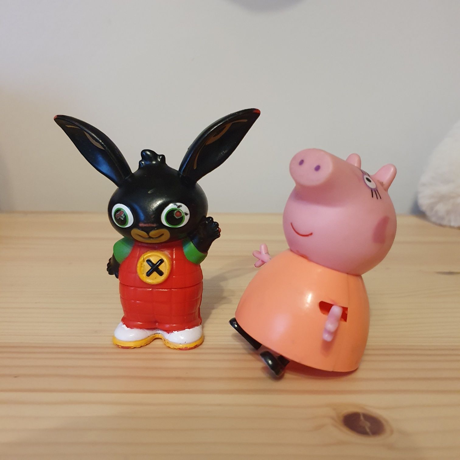 Figurka Bing i Świnka Mama Peppa