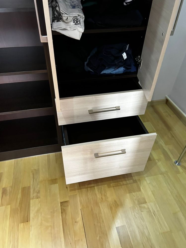 Sprzedam meble do sypialni, duże łóżko, garderoba