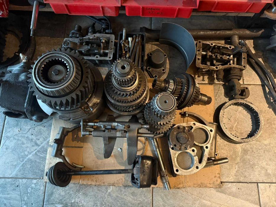 Elementy skrzyni biegów tryb synchronizator przesówka obudowa Unimog
