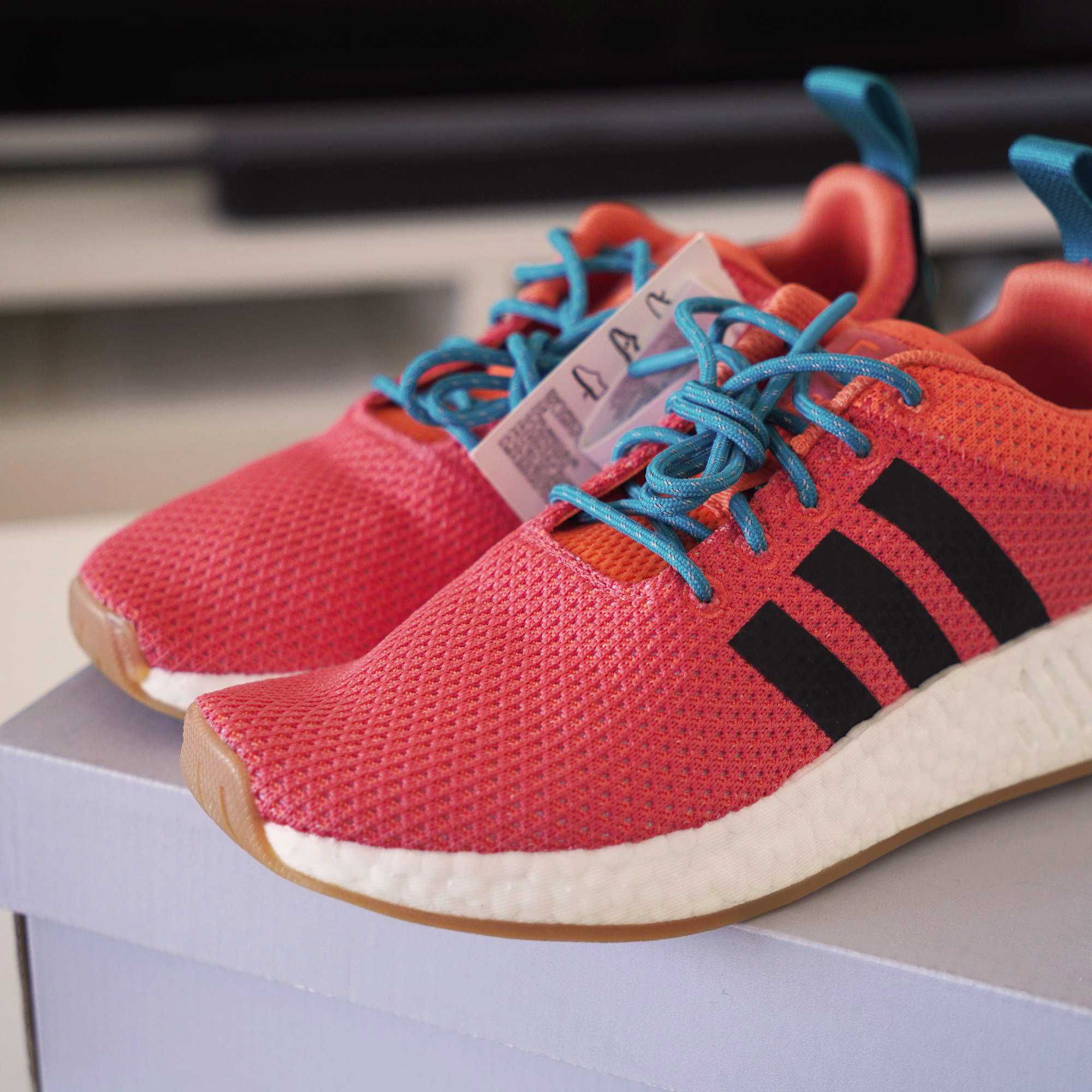 Buty Adidas NMD R2 - czerwone - r. 38 - oryginalne