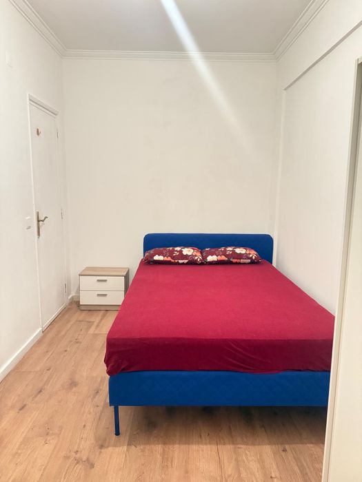 Quarto na Amadora Para Solteiros