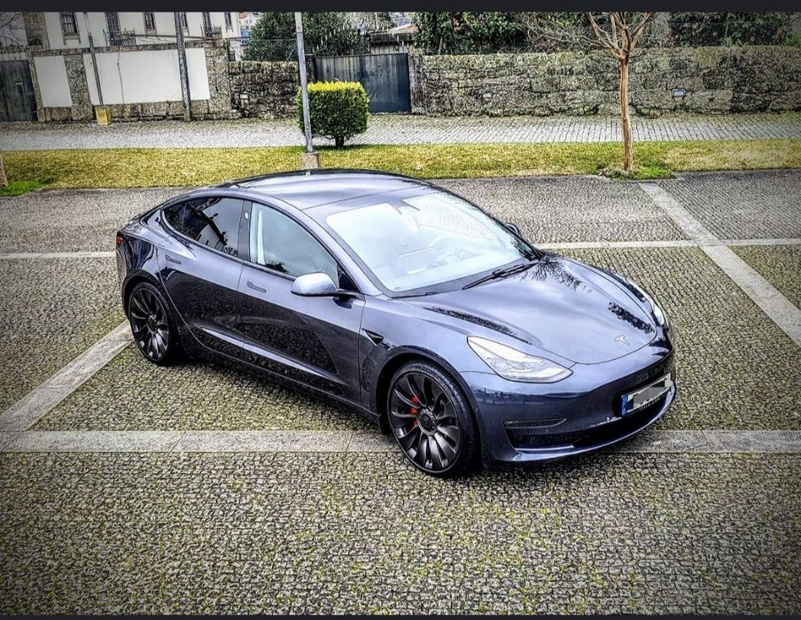 Tesla model 3 Performance MY21