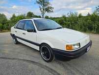 Volkswagen Passat Volkswagen Passat B3 1991 – klasyk w bardzo dobrym stanie