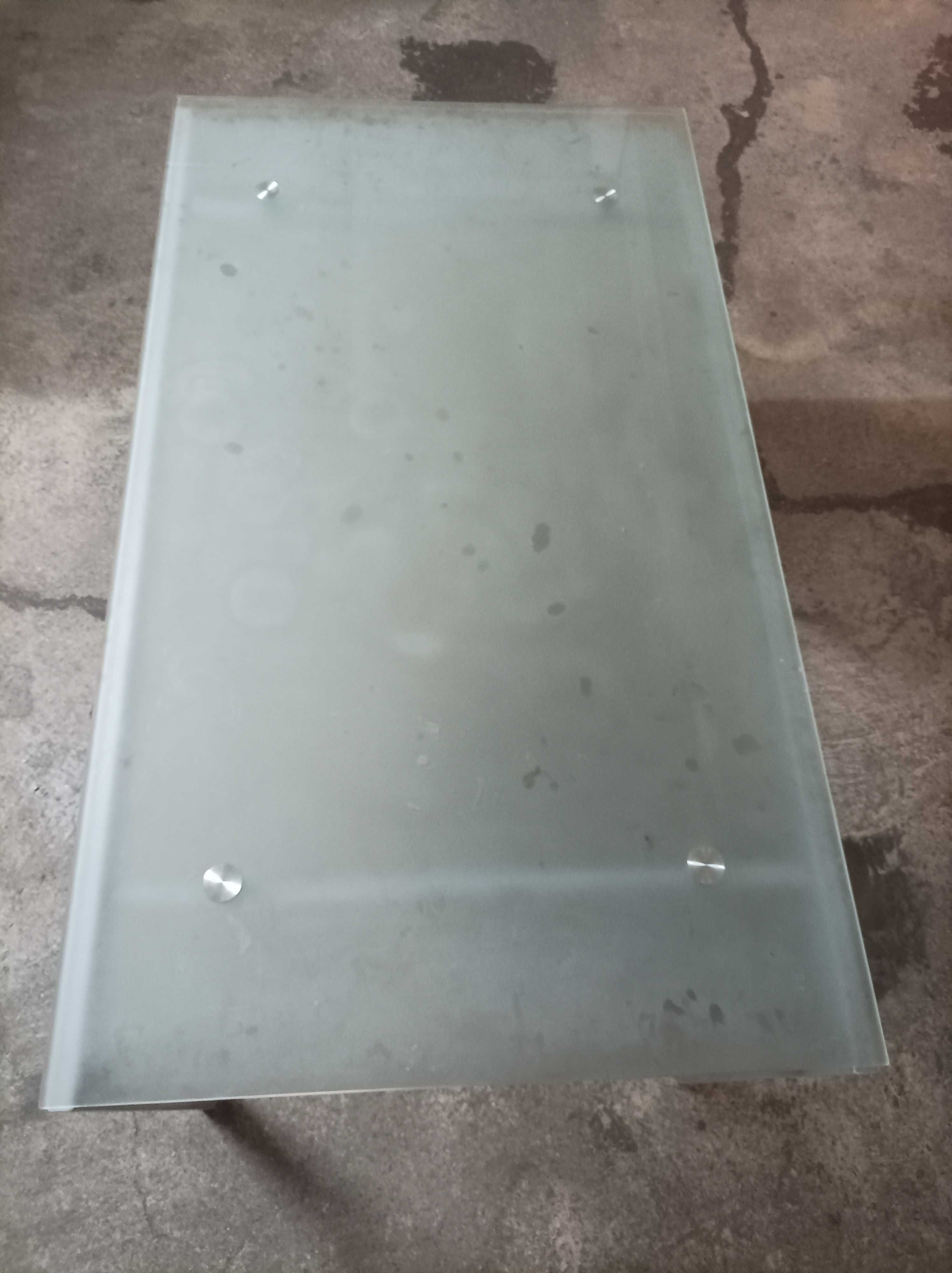 Mesa de cozinha em vidro