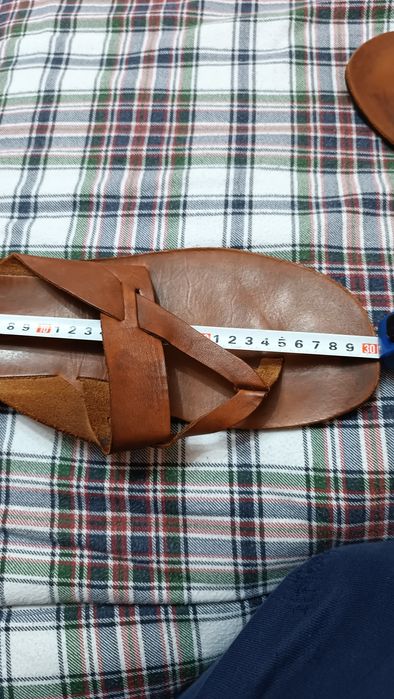 Bata- оригинальные шлепанцы