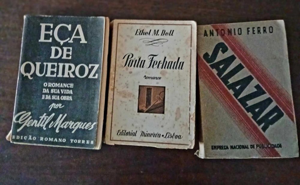 lote de livros antigos
