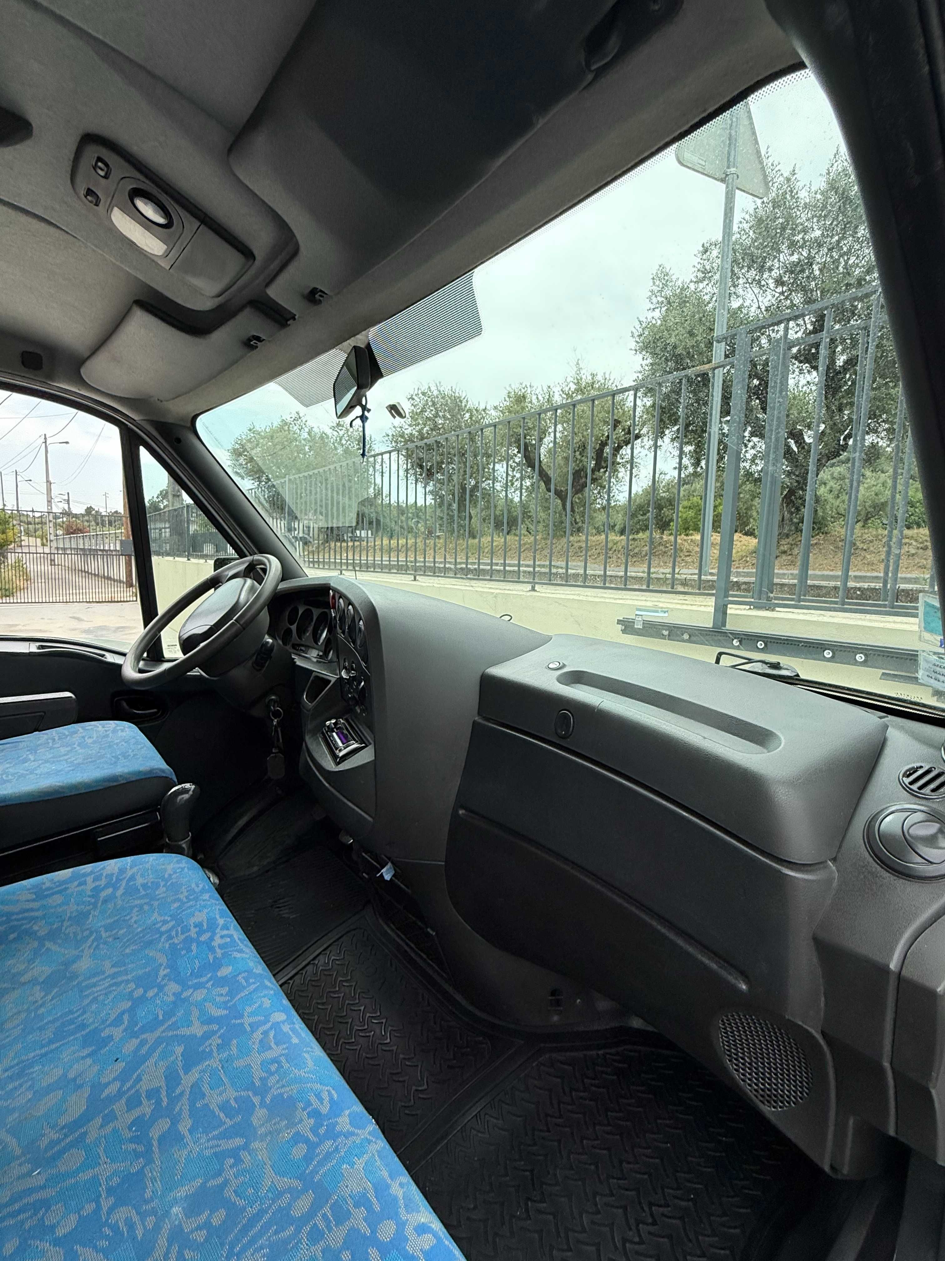 Iveco Daily 35c com báscula