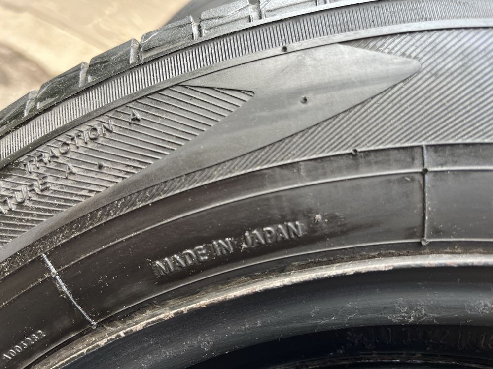 Шины  Toyo 185/65 R15