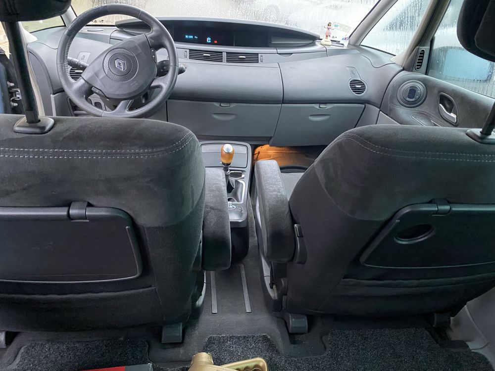 Renault Espace 2.0 dCi FAP Initiale