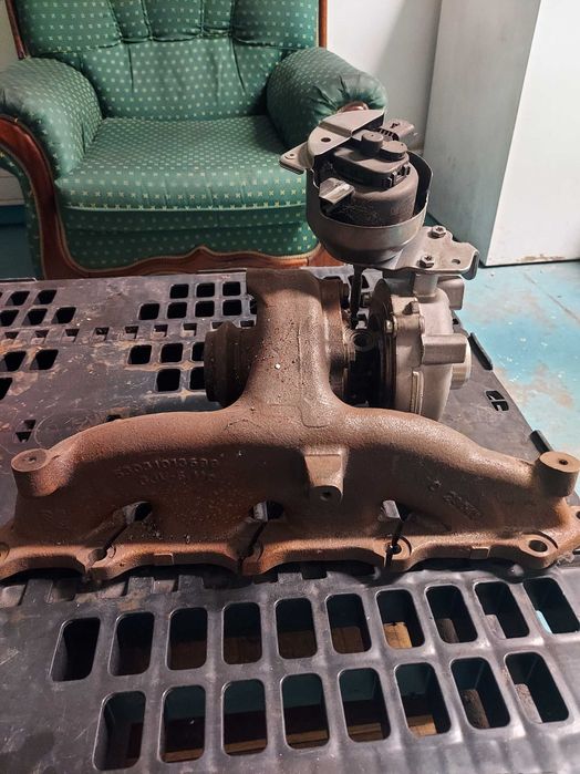 Vendo turbocom coletor de escape de Peugeot Boxer 2000 cc de 110 cv