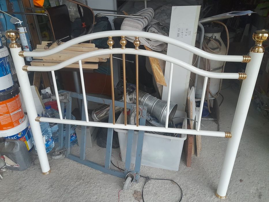 Vendo cama casal como nova