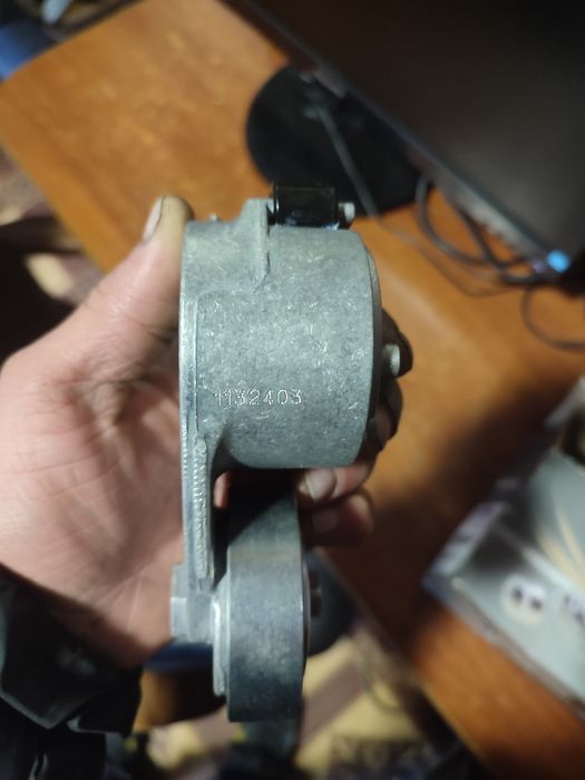 DAYCO Натяжний пристрій, клиновий ремінь DAYAPV1064 DAY