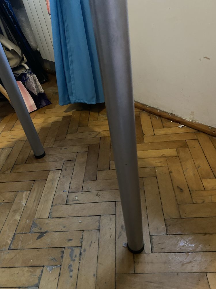 Biurko brązowe solidne w bardzo dobrym stanie
