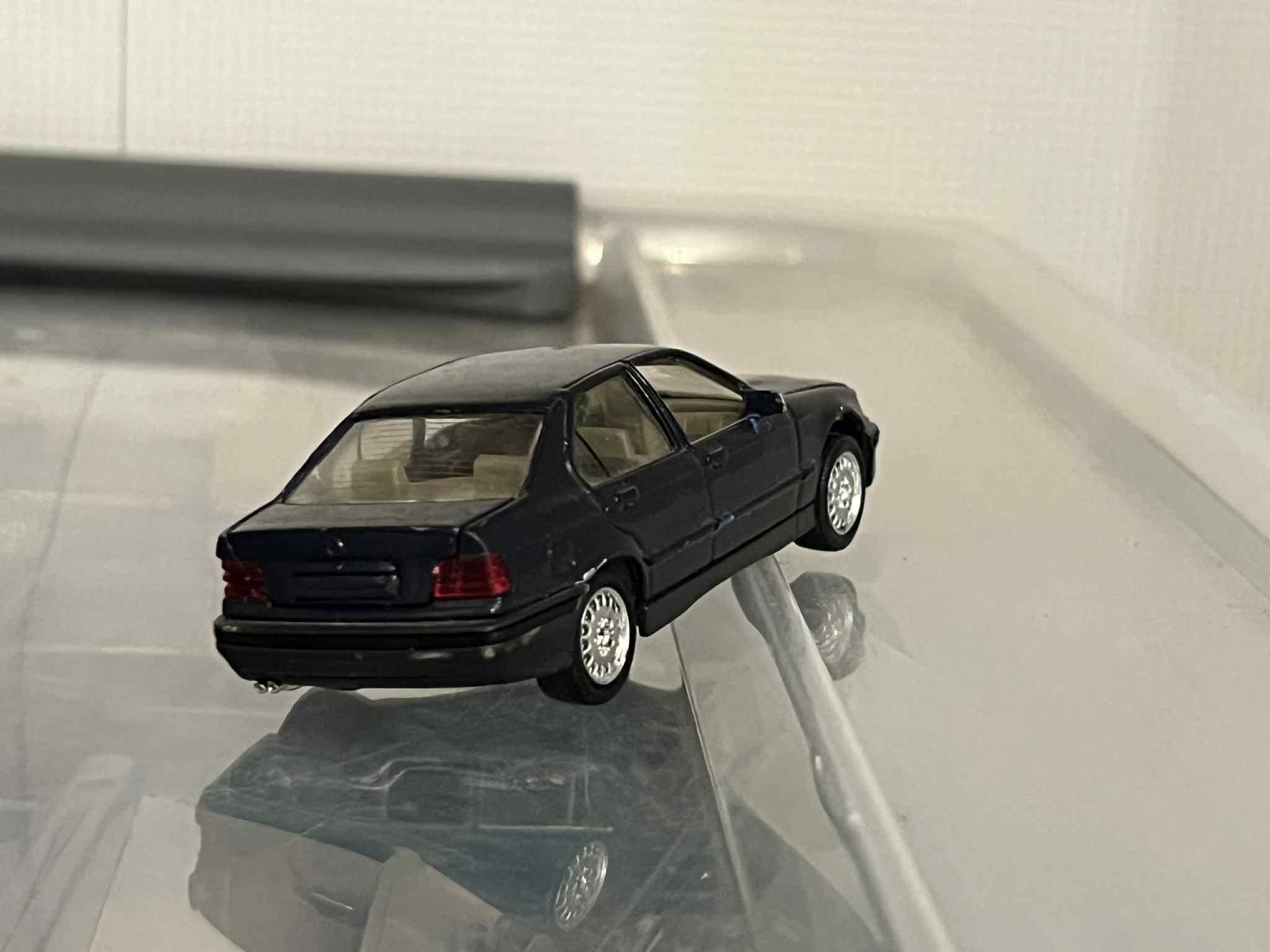 BMW E36 1:43 Solido Model Kolekcjonerski