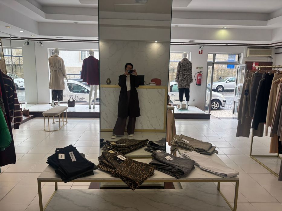 Vendo recheio ou trespasso loja de roupa