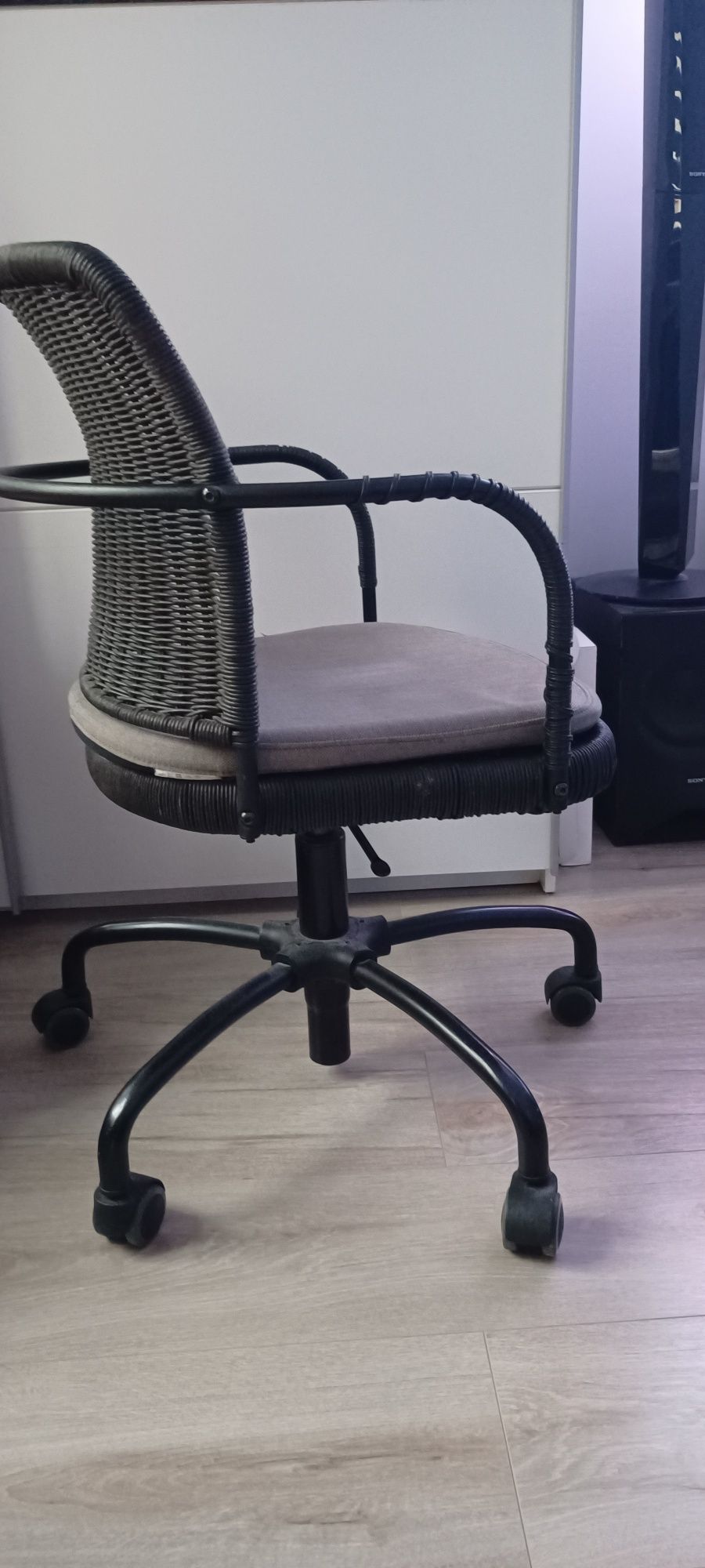 Krzesło rattanowe ikea