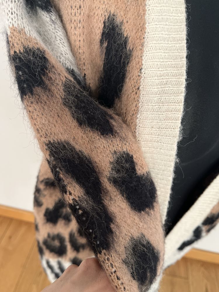 Kardigan, sweter, narzutka print panterka