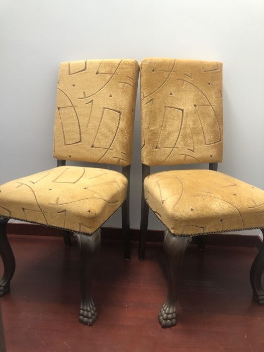 Dwa krzesła z ozdobnymi nogami! Antyki