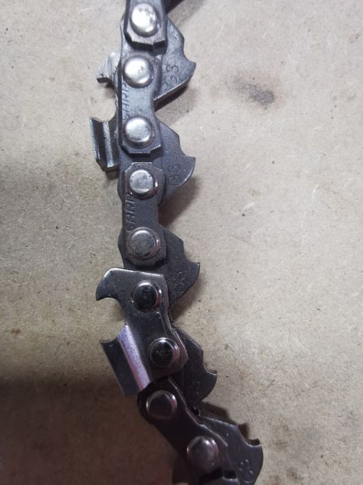 Corrente de moto Serra com 72 elos