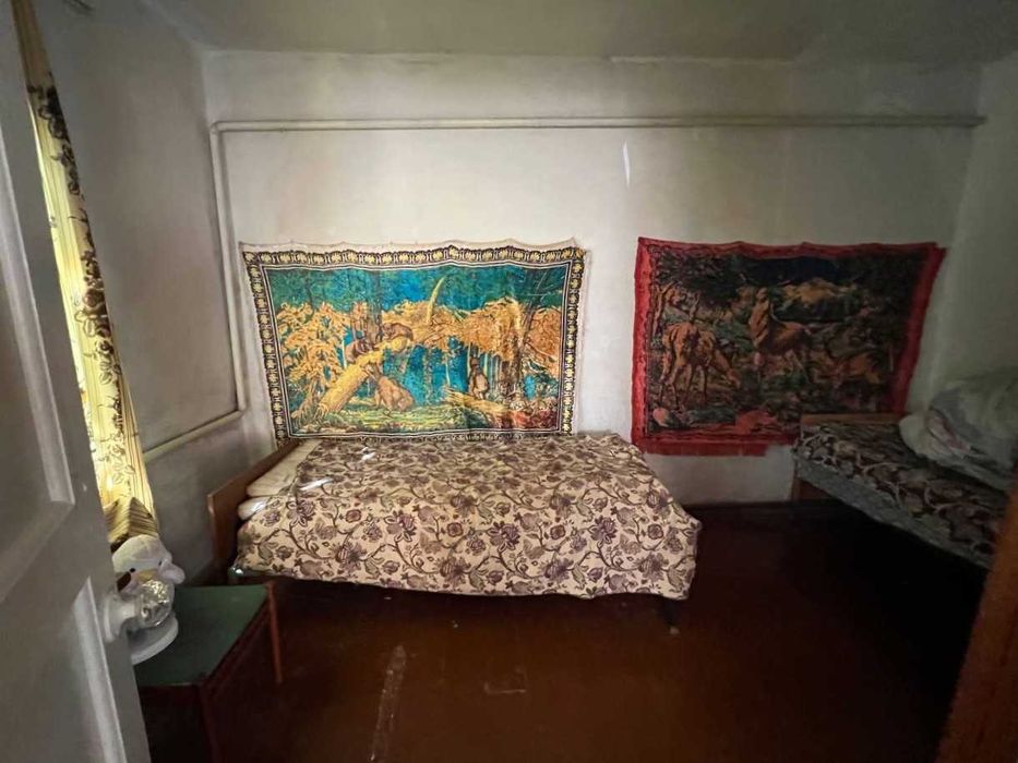 Продаж будинку 60м2, 4 кімнати, 43 сотки.Власний вихід до річки.ID:201