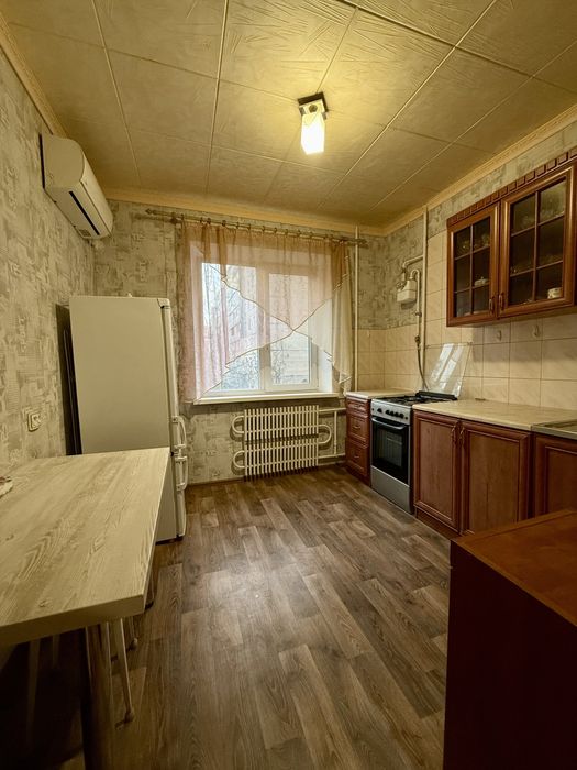 Продажа 2 ком. 3 мкрн. Левый берег