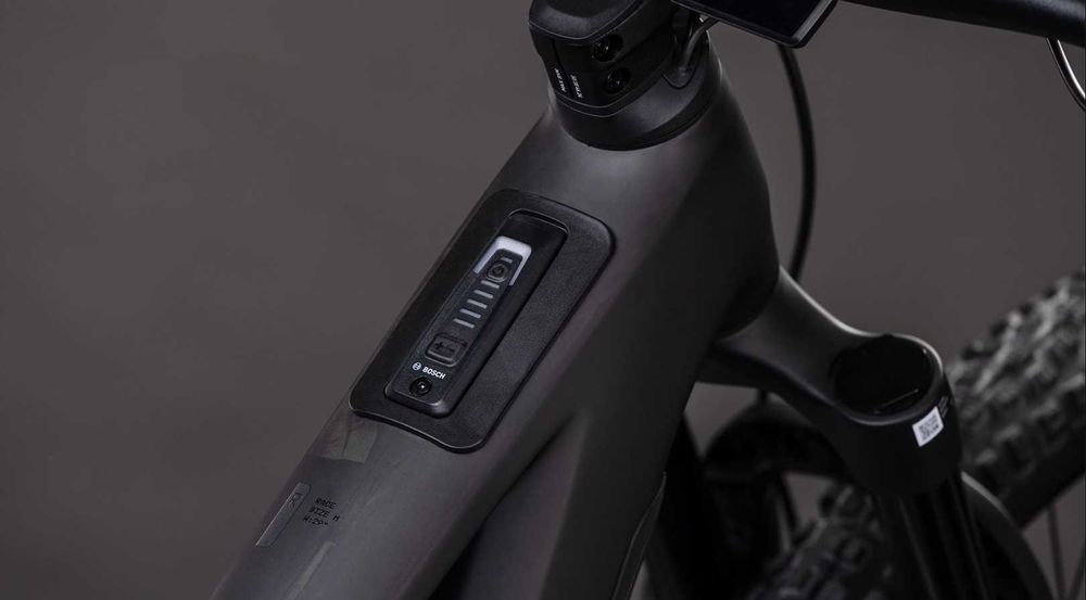 Rower elektryczny CUBE STEREO HYBRID ONE44 HPC RACE 800 rozmiar M