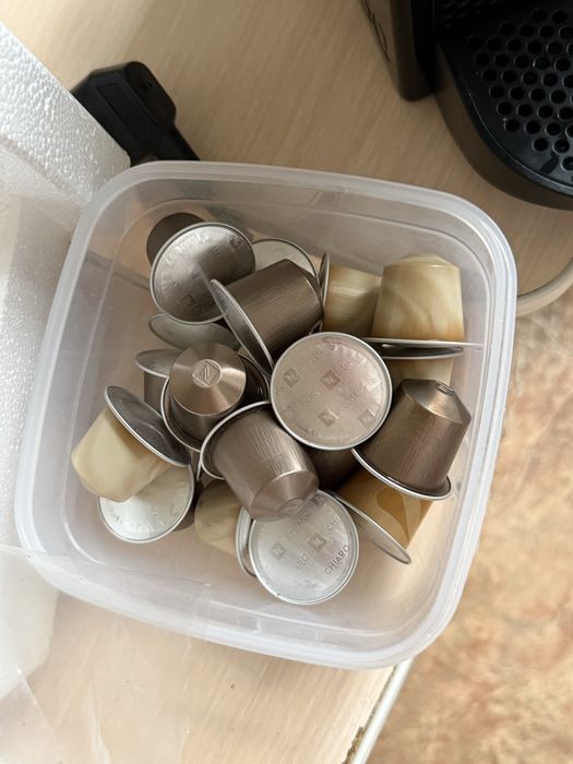 Кофемашина капсульная Nespresso inissia