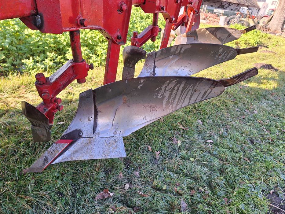 Pług obrotowy 3 skibowy Krone askan 120 przedpłużki