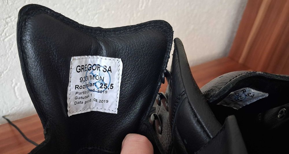 Nowe trzewiki wojskowe Gregor, wzór 933/MON, rozm. 39,5