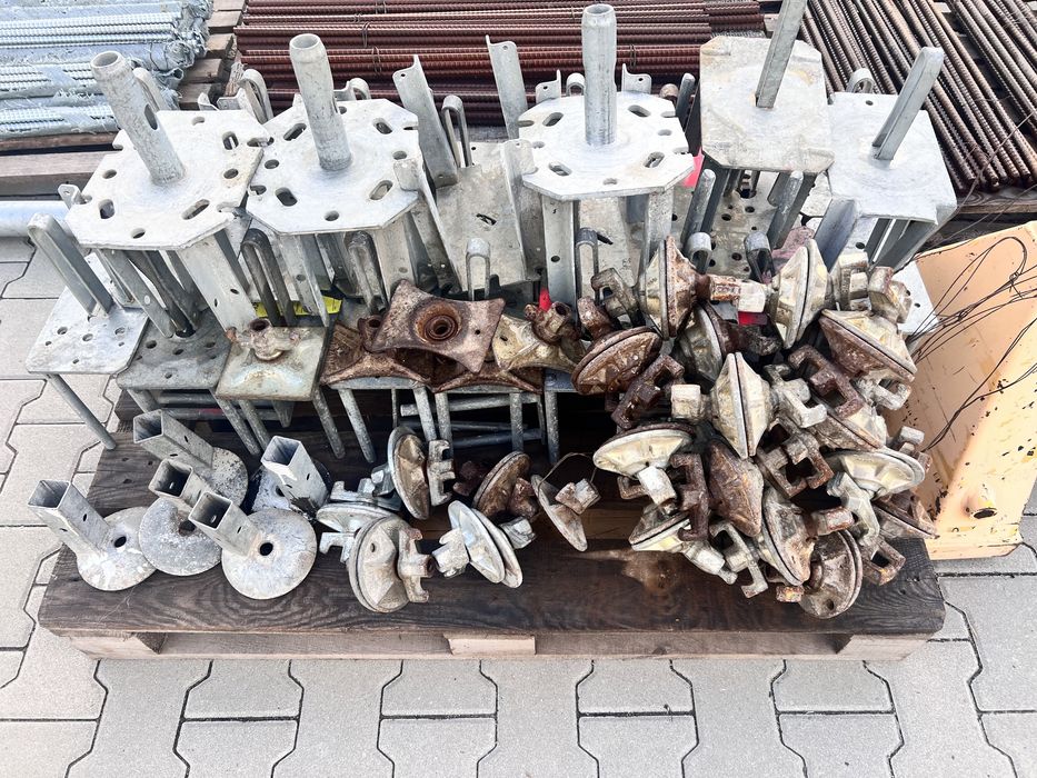 Zamki wypory zawiesie systemu Ulma szalunki ścienne peri doka