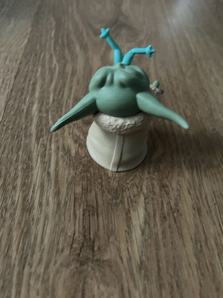 Figurka star wars baby yoda