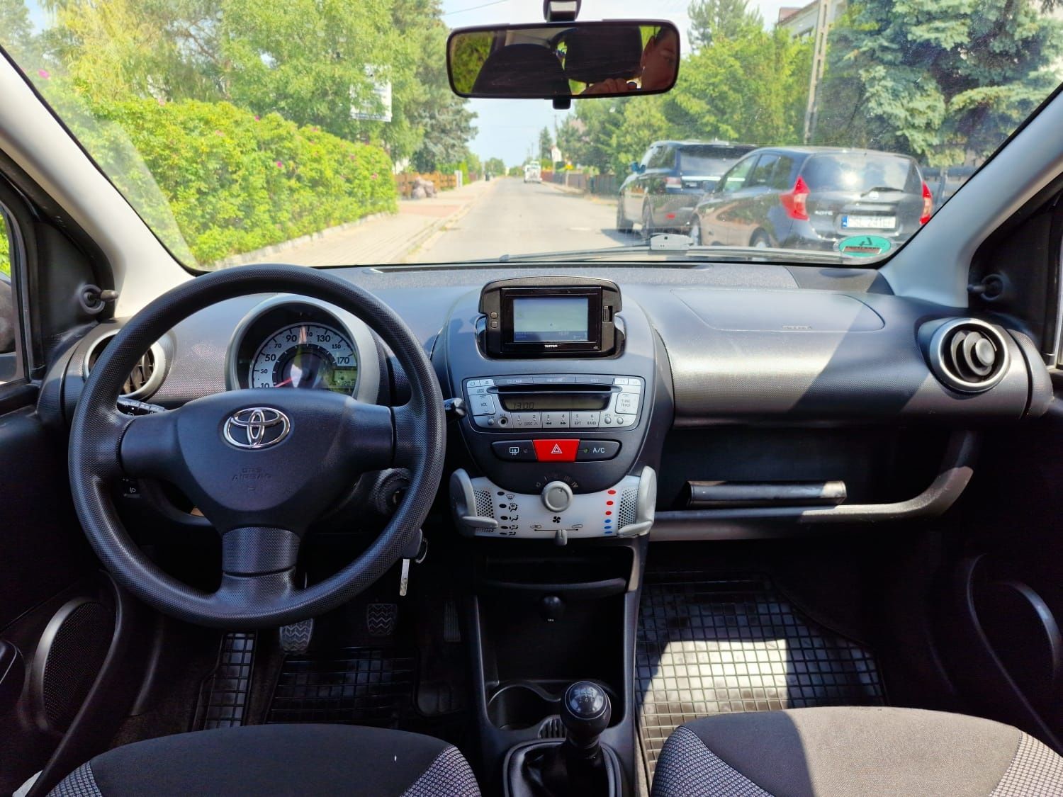 Toyota Aygo 1.0i Klimatyzacja Nawigacja Wspomaganie Abs nowe sprzęgło