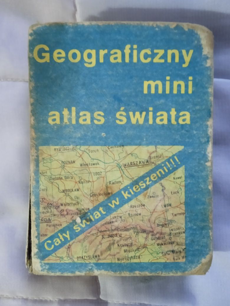 Geograficzny mini atlas świata