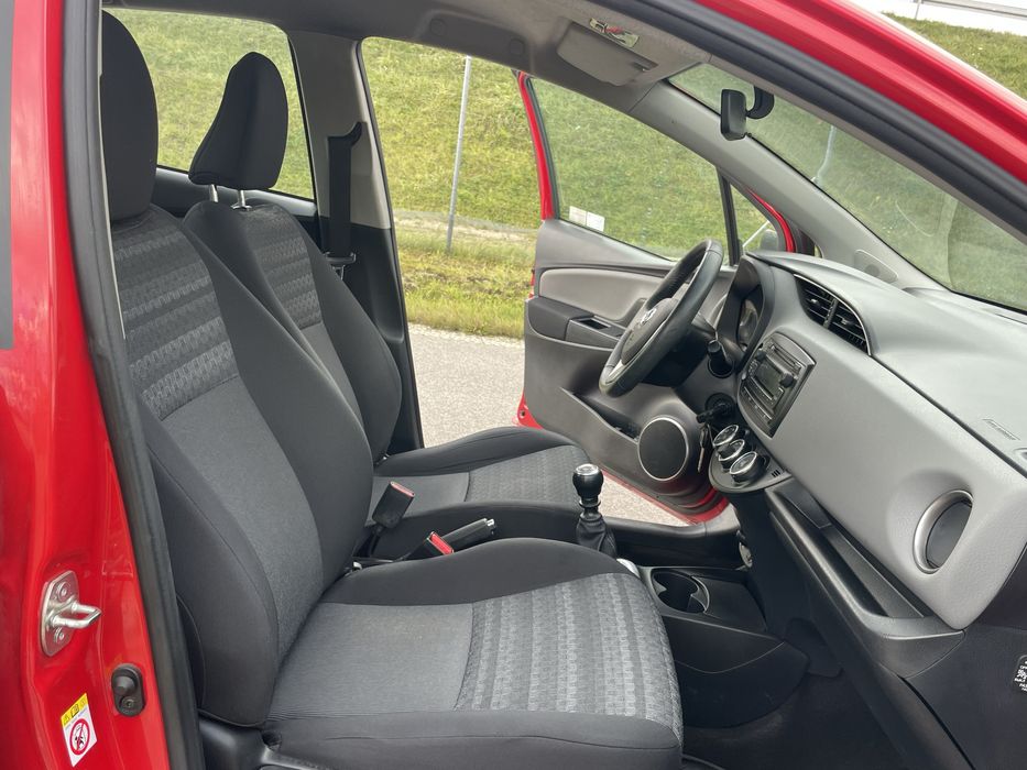 Yaris-1.3l-Polski Salon-Stan Bardzo Dobry