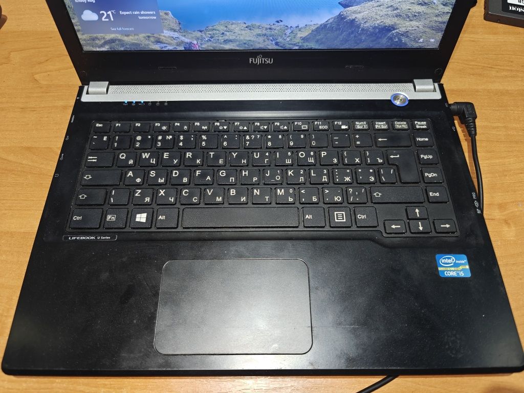 Ноутбук Fujitsu UH552 (13.3"/I5 3337U/8gb/240ssd)