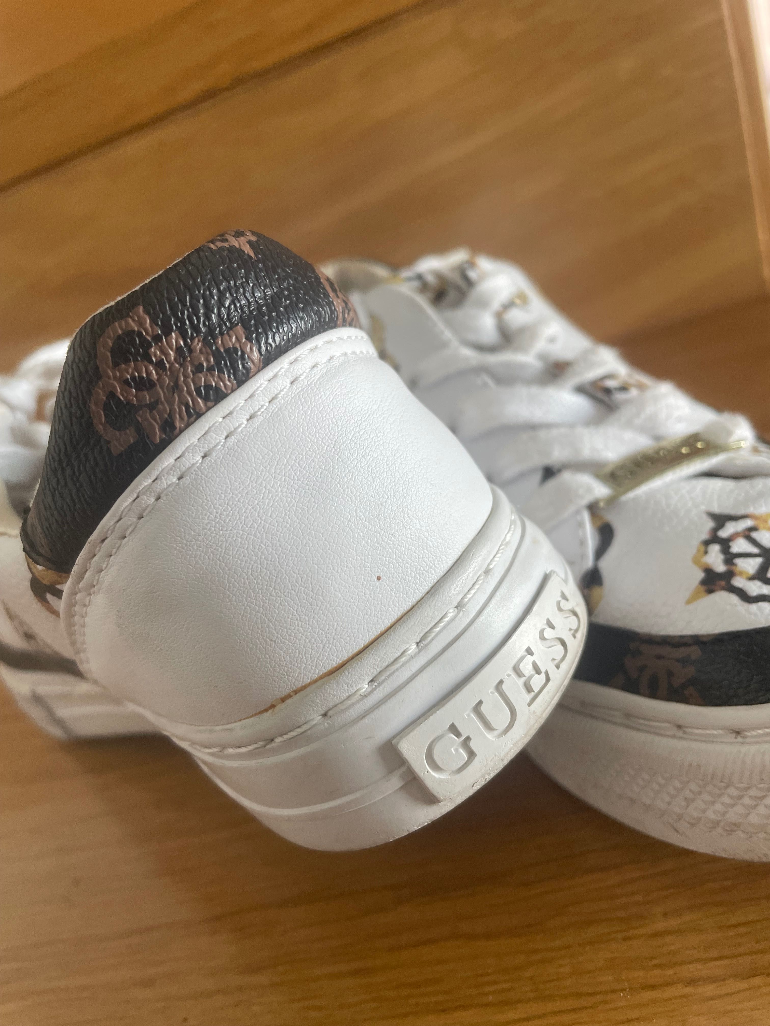 Saptilhas Guess novas