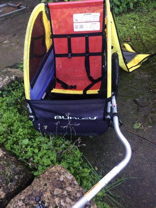 Atrelado de bicicleta para crianças BURLEY.