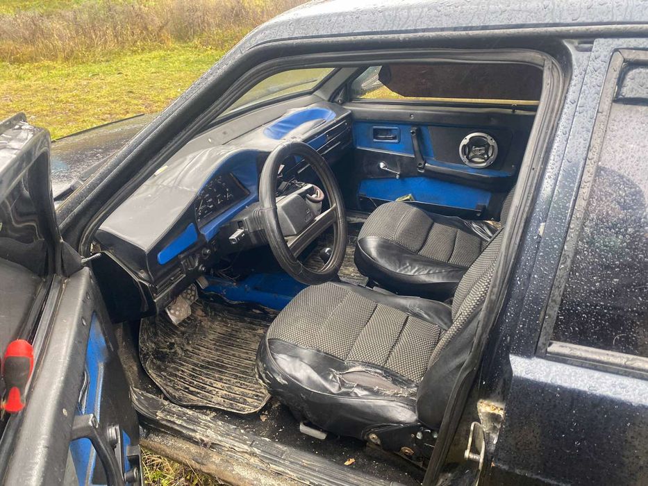 Ваз 2199 продам срочно