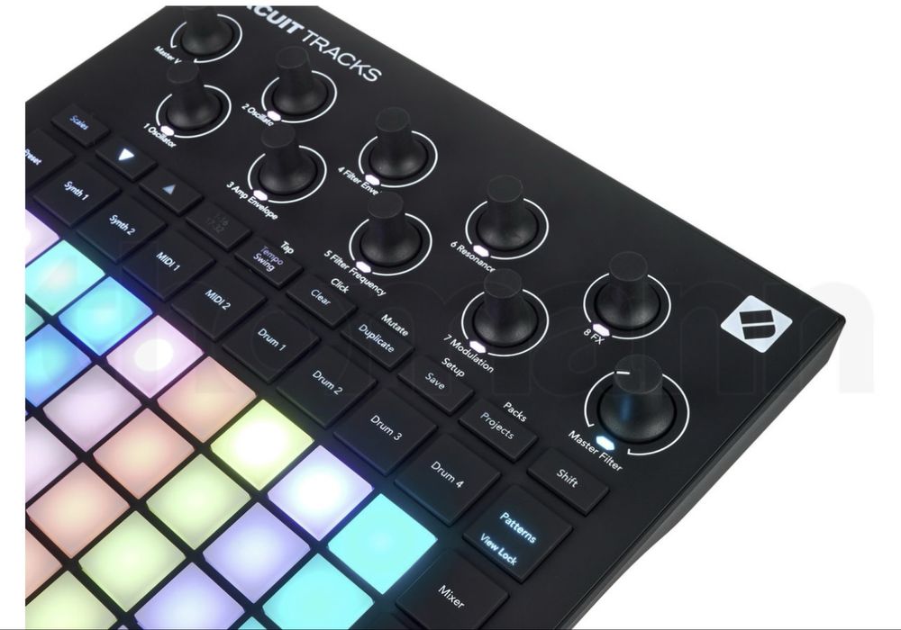 Novation Circuit Tracks GrooveBox e sintetizador como novo