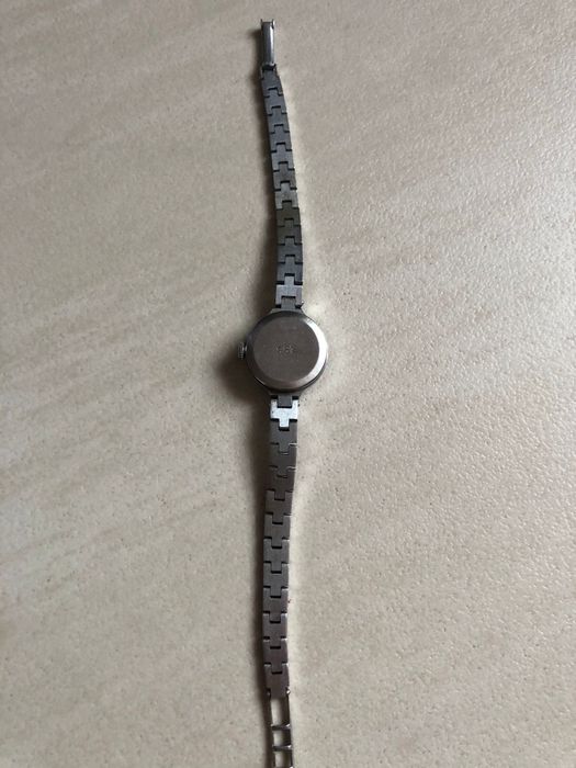Zabytkowy zegarek damski radzieckiej marki Zaria Ussr Vintage
